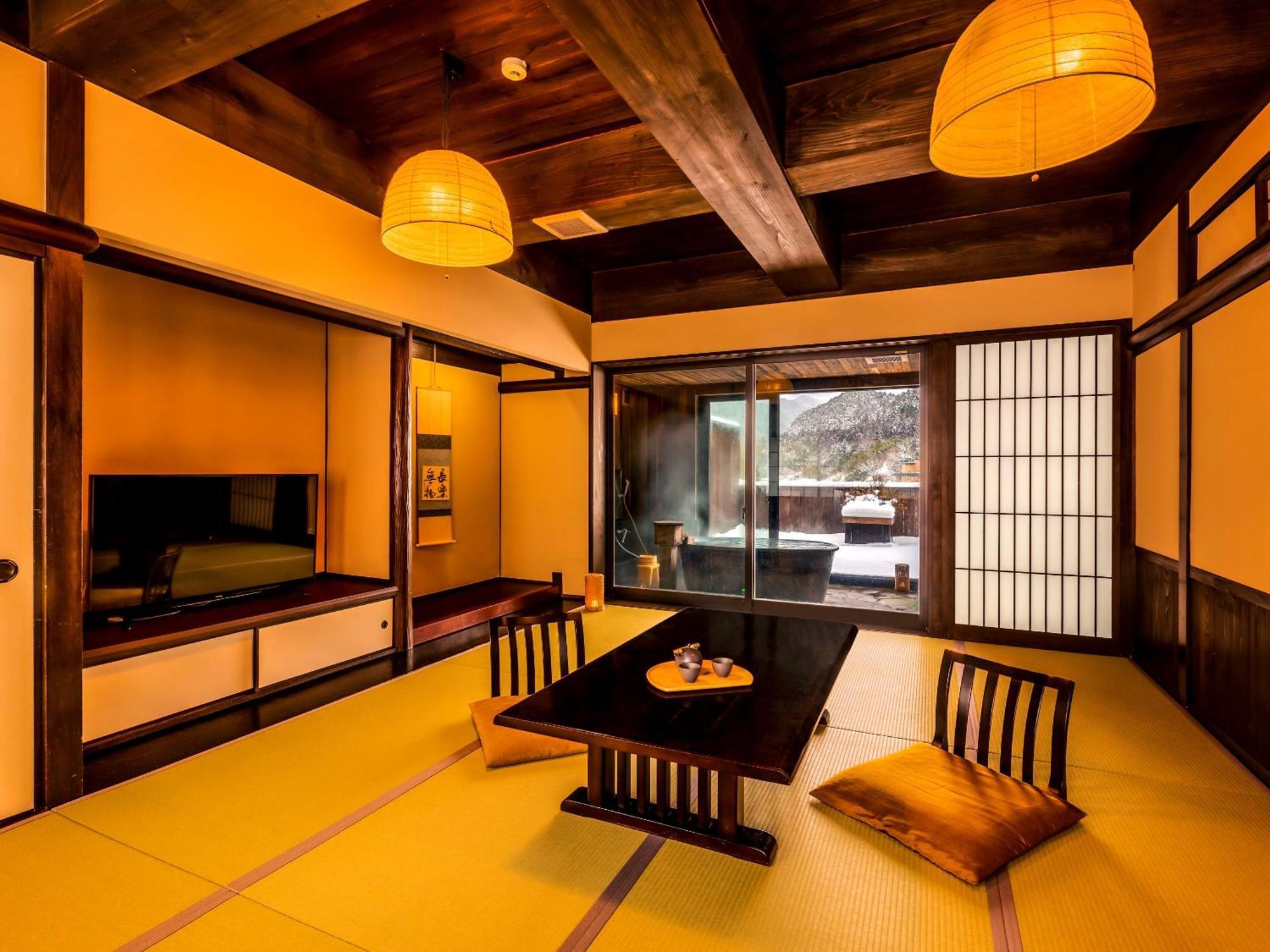 Ooedo Onsen Monogatari Terunoyu Hotell Maniwa Exteriör bild